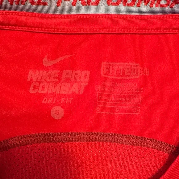 Nike Red Pro Combat T-Shirt - Picture 7 of 8